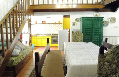 Rates Cottage | Nice rustic V3 house with pool in a very quiet and comforting place