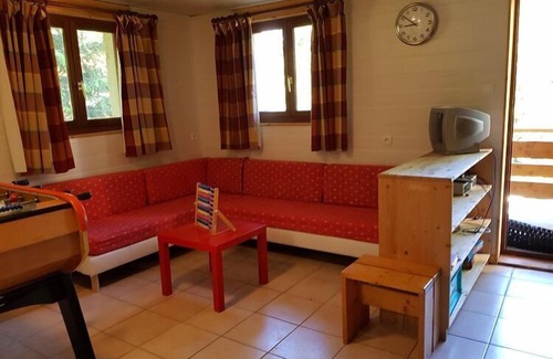 Valfrejus Ski Chalet | Nice sea-view apartment with pool