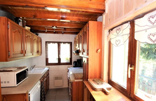 Valfrejus Ski Chalet | Nice sea-view apartment with pool