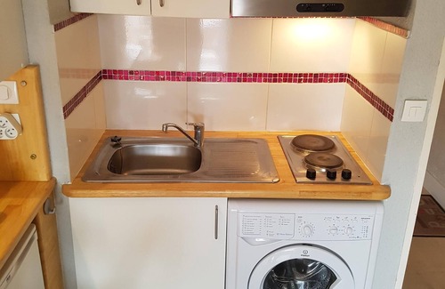 La Faviere Apartment | Nice studio modern and comfortable 4 people 200 m from the beach. Wireless.