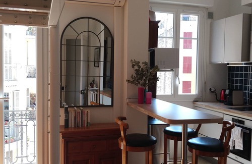 Gambetta Apartment | Nice studio with balcony in the heart of Gambetta