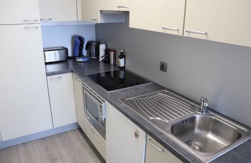 Sint-Idesbald Apartment | Nice studio with lateral sea view right at the beach