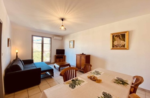 Propriano Apartment | Nice two-room apartment, town center and near the beach