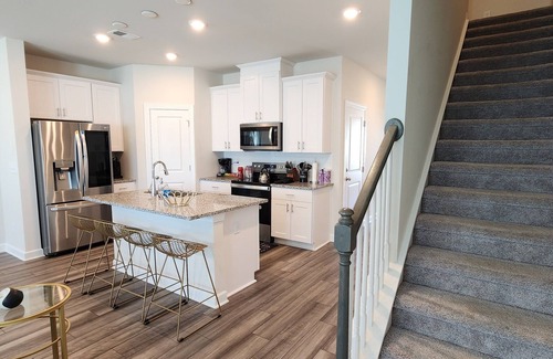Oakdale House | Nicknamed The Blue Oasis for its elegant decor and cozy atmosphere.