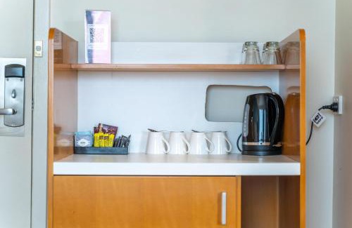 Devonport Hotel | Nightelier Devonport Gateway Hotel
