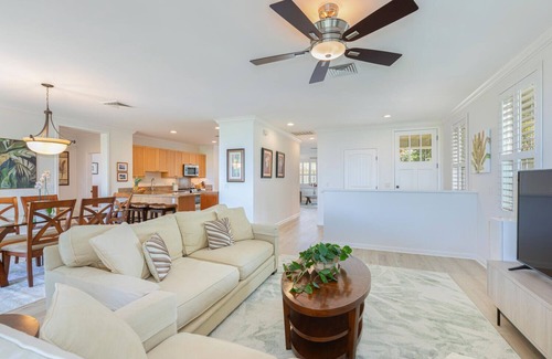 Princeville Condo | Nihilani 18C Newly renovated plantation style home
