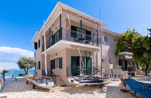Nikiana Apartment | Nikiana Club - Studio 6 with Mountain View, Shared Pool & Wi-Fi