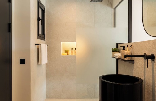 Skiathos Town Hotel | Nimfi Suites