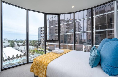 Port Melbourne Apartment | Nine Elm Port Melbourne 702