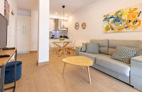 Encarnacion-Regina Apartment | Nine O'Clock Metrosol