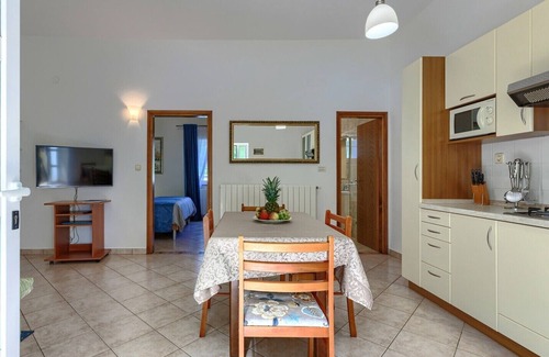 Gulici Apartment | Nino with Shared Pool/One-Bedroom A4 with Terrace