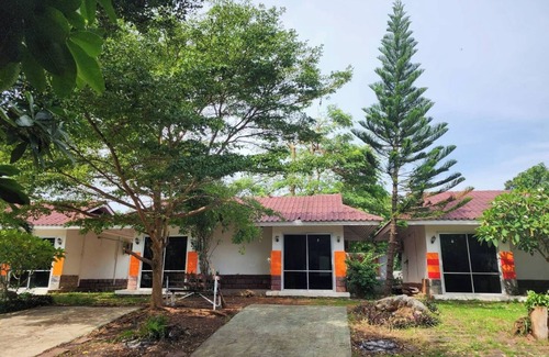 Nong Nam Daeng Hotel | Nipa House Khoayai Villa
