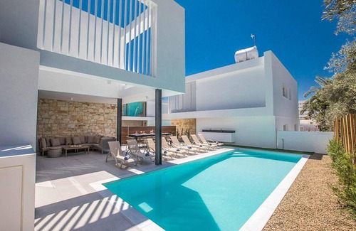 Ayia Napa Villa | Nissi Cube 4 KB4