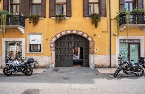 Citta Antica Apartment | Nizza · Large modern house on 2 floors in the heart of Verona