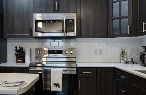 Whitehorse House | NN - Eddy #1 - Whistlebend 3-bed 2 5-bath