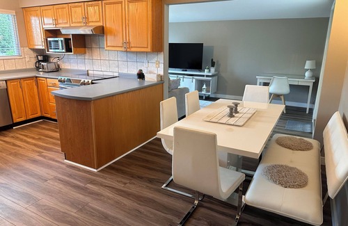 Blueridge House | nnSerene Nature Retreat, in a beautiful neighborhood