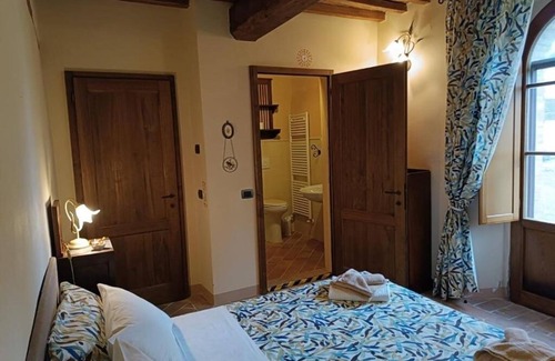 Radicondoli Other | No.1-Double room with garden view