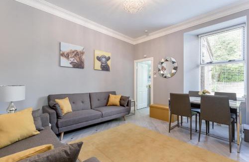 St Leonards Apartment | No 46 - by StayDunfermline