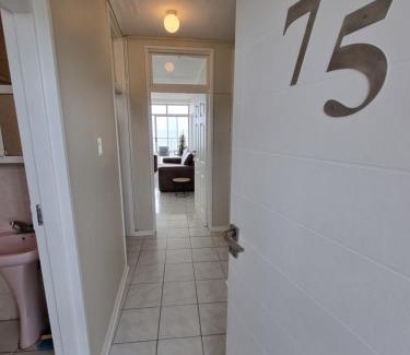 North Beach Apartment | NO: 75 WINDEMERE HOLIDAY FLAT