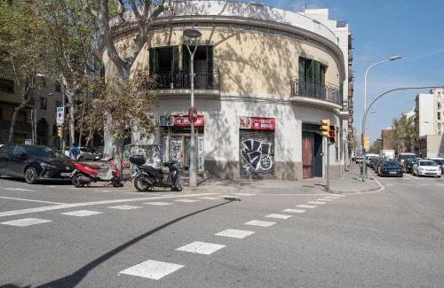 El Clot Hostel | No Limit Hostel Graffiti