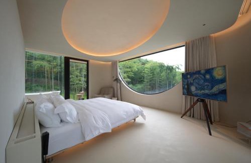 Moganshan Hotel | No Man's Frontier