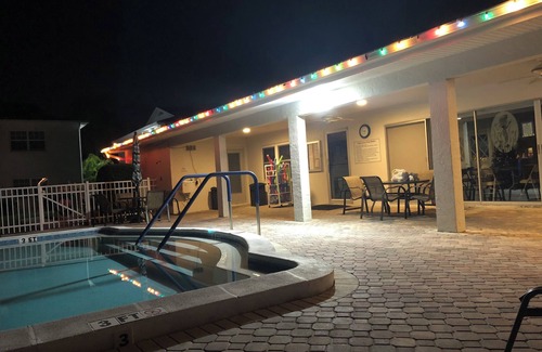 Villas Condo | NO steps, park in front of door, spic'n'span fully furnished, quiet corner unit