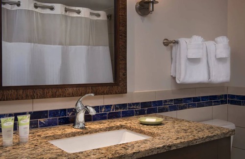 Marco Island Resort | No View - 2 Bedroom - Marriott's Crystal Shores - Full Resort Access