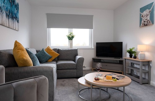 Aviemore Apartment | No2 Bynack House - an apartment that sleeps 4 guests in 2 bedrooms
