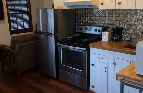 Kingsland Cabin | Noble Cabin #1 on Lake LBJ