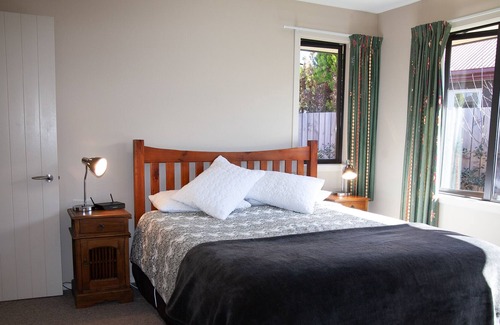 Hanmer Springs Cottage | Noble No 6 - Hanmer Springs Holiday Home