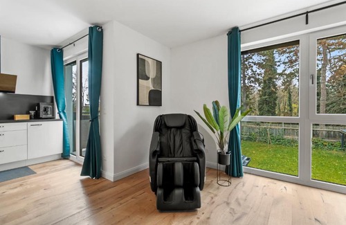 Floridsdorf Apartment | NobleNest Deluxe - Massage - Kaffee - Arbeitsplatz