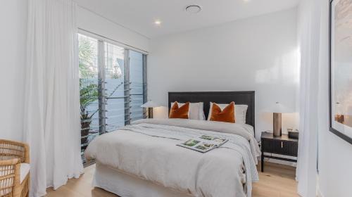 Kingscliff House | Noir- Luxury Beachside Home