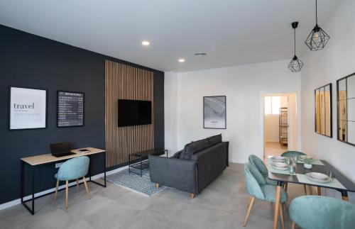 Carretera de Cadiz Apartment | Nomad Malaga - Airport I