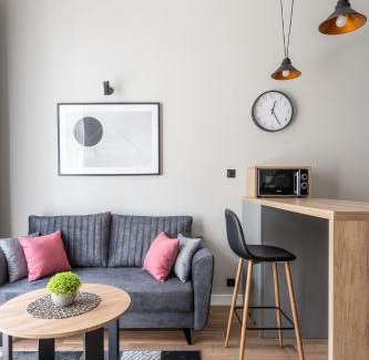 Fabryczna Apartment | NomiRent - Apartamenty Lotnisko Wrocław