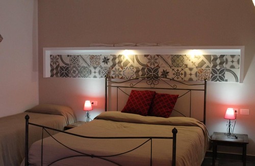 Marsala Bed & Breakfast | Non-refundable Double Studio