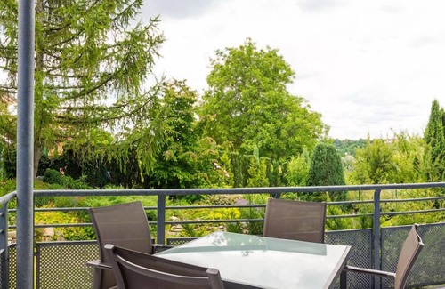 Kleinpestitz/Mockritz Apartment | Non-smoking vacation apartment with covered loggia