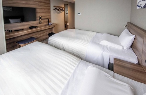 Ariake Hotel | Nonsmoking Superior Twin Room Breakfast included /Koto-ku Tokyo