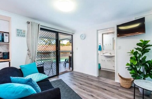 Noosa Heads Apartment | Noosa Style at its best!