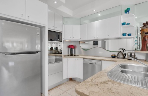 Noosa Heads Apartment | Noosa Views 3 - Magnificent views of Laguna Bay, Noosa River & North Shore