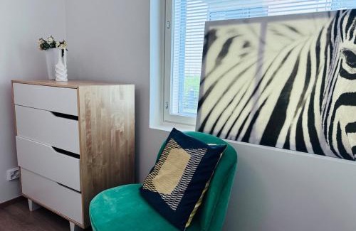 Lantinen District Apartment | Nordic Green Stay-Stylish 2BR