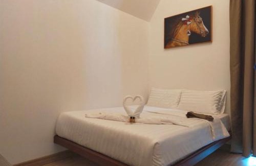 Nong Nam Daeng Villa | Nordic SkyBird Hill Chill