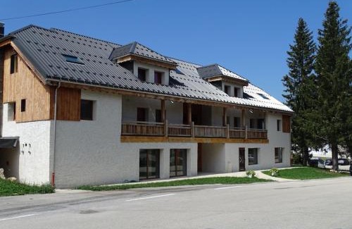 Chapelle-des-Bois Apartment | Nordique Symbiose