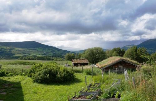 Oppdal House | Nordmjøen hjemmebakeri - utleie av rom
