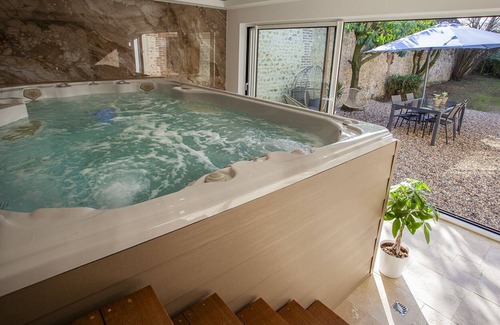 Honfleur House | Norman house in Honfleur with private swim spa