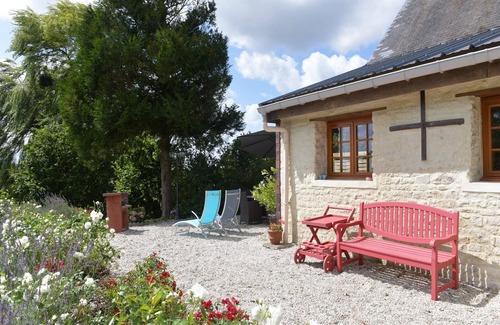 Saint-Germain-du-Pert Cottage | Normandy Nature Hideaway