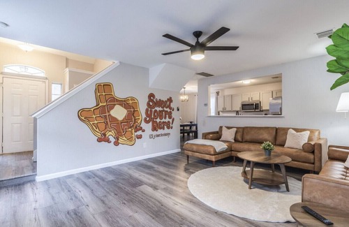 McNeil House | North ATX Paradise Oasis pool w/Hot Tub 4BR 2.5BA