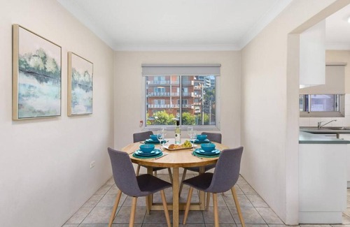 Wollongong CBD Apartment | North Beach Escape - Balcony Sunrises and Ocean Walks