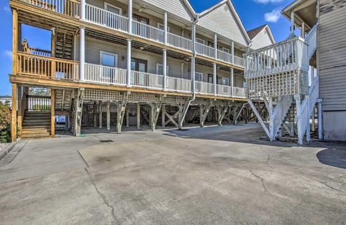 North Myrtle Beach Apartment | North Myrtle Beach Condo about Half Mi to Beach!