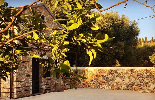 Antipata Villa | North Point 1953, Markandodatta