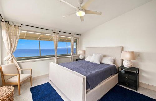 Waialua House | North Shore Beach House, 4BD, AC, Parking, WIFI, King Beds